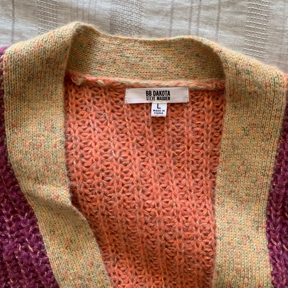Multi Colored Sweater - Picture 4 of 4
